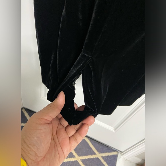 D7- FIRST ISSUE Black MODEST Velvet SILK-Blend HOLIDAY Midi Dress - Picture 7 of 11